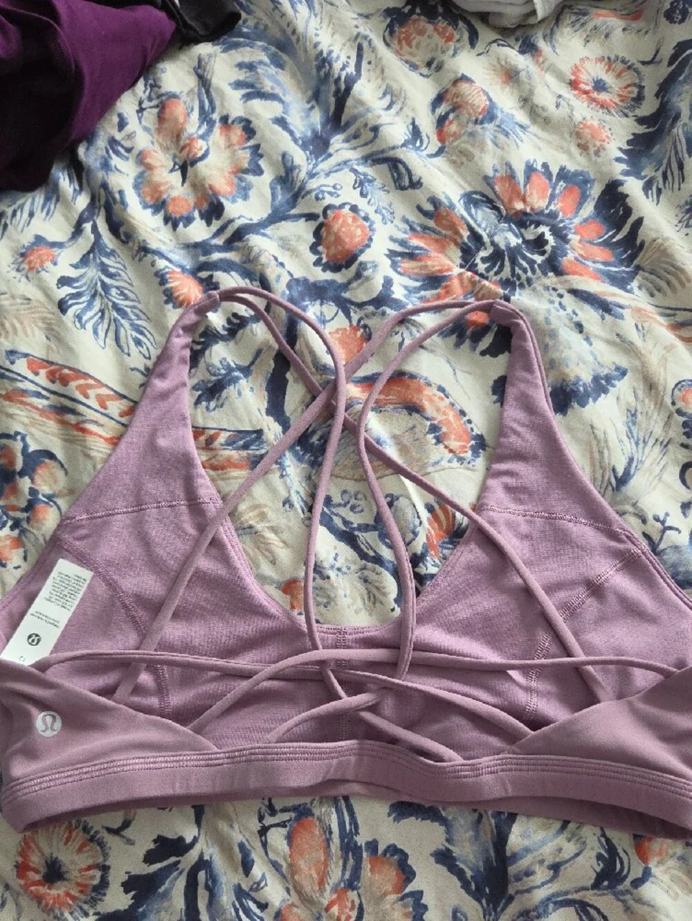 Lululemon Nulu Strappy Scoop Neck Bra 12